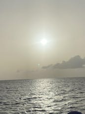 44' Azimut Luxury Yacht in Oranjestad, Aruba