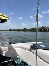 Barco de vela y surf Mastercraft X-Star con capitán en el lago Ray Hubbard - Rockwall, Texas