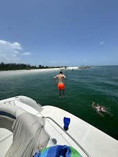 Hermoso Sea Ray Sundancer de 41 pies para alquilar en Naples, Florida