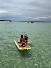 Diversão na Ilha do Caranguejo! Slide, Lily Pad, infláveis e muito mais