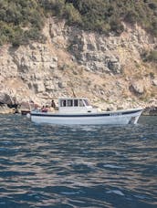 Elite 19s Powerboat for water adventures in Sorrento