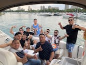 Oásis flutuante Sea Ray de 36 pés em Diversey Harbor para suas celebrações inesquecíveis!