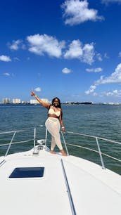 Yacht Rental Springbreak promotion (Captain and fueled)