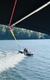 ***Location de bateau de luxe ultime sur le lac Lanier. Comme neuf, une STINGRAY de 300 CV de 23 pieds ! ! !