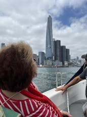 Sailing Sydney Harbour on Luxury Sailboat