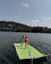 ¡Bote MTX 220 **Premium** para un día increíble en Austin, Texas!