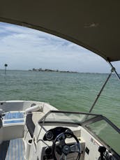 Impresionante barco de cubierta Stingray de 19 pies en Clearwater Beach, Florida