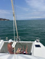 ⛵New in the bay! Lagoon 42 Yacht Catamaran in La Cruz