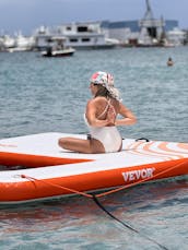 Barco de 28 pés com plataforma de natação: passeio divertido até Peanut Island e Sandbar