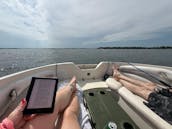 Large 25’ Stingray Deck/Ski/Wake Boat on Lake Conroe, Texas