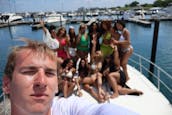 44' Sea Ray Express Luxury Motor Yacht Rental in Chicago