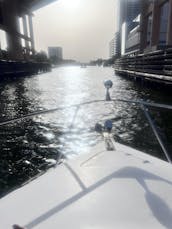 Rinker Fiesta 37ft - When booking 4 hours, you get one free!