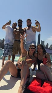 39' Sea Ray for Rent in Chicago, Illinois!