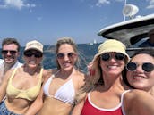 41' Sea Ray Sundancer Motor Yacht for Charter in Chicago, Illinois