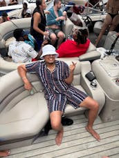2023 Cascade Tahoe Entertainer 28' Tritoon 