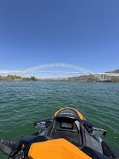 ¡Explora el lago Havasu en una moto acuática Sea Doo GTI 170 2020!