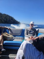 NEW Wakesurf Boat on Lake Tahoe | 23 foot MB B52: the best wave out there!