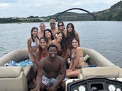 Lac Austin, ponton de fête, capitaine inclus