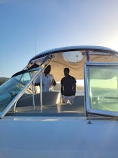 Yacht de croisière à cabine de luxe à louer