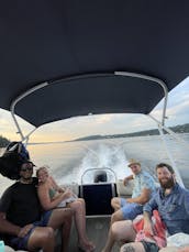 Barco flutuante Lake Wash
