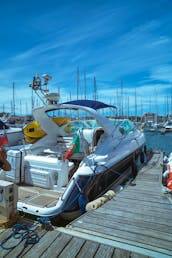 Luxury Fairline Targa 34 Motor Yacht Rental in Lagos, Faro