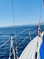 Puget Sound Sailing Adventure on 32' Hunter Sailboat