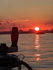 Sailing Long Island Sound with Captain Steve onboard 34ft Beneteau Oceanis 