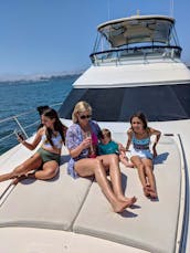 Gorgeous 56' Sea Ray Motor Yacht for 12 person in San Diego Bay