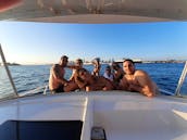33ft Party Cruiser in San Diego Bay (Up to 12 guests)
