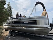 23' Lowe Tritoon 150 hp Tahoe Lake