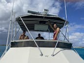 Charter the 42ft Hattras Motor Yacht in Oranjestad, Aruba