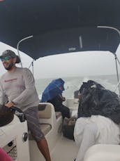 Bateau à pont Bayliner propre, confortable et fiable à Clearwater en Floride