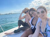 💥Hit the Water in Style 46' Cruicer Yacht in Miami for up to 12 peoples⛱️ 1 EXTRA HOUR INCLUDED