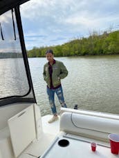 Cruise the Chesapeake Bay on a beautiful 34ft Maxum Yacht