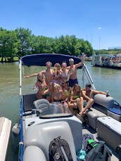 Austin Pontoon Party - Rent 24' Tritoon for up to 16 People!
