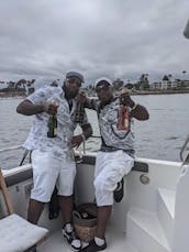 Yacht à moteur de luxe spacieux et moderne de 40 pieds à Marina del Rey, Los Angeles