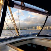 Beneteau de 42 pés, localizado em Kewalo Basin, a 2 milhas de Waikiki.