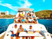 80ft Hatteras Private Yacht for 40 passengers for Rent in Acapulco, Mexico