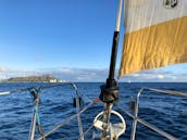 43' Jeanneau Cruising Monohull Charter in Honolulu