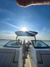 30' Sea Ray Sundeck, *Exclusive 30% OFF For Winter Rates* Private Cruise around Newport Harbor, Emerald Bay and or Catalina Island