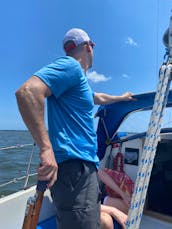 Sail a 28ft yacht around Charleston harbor