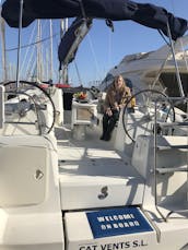 Exclusive Beneteau 39.3 Cyclades Sailing Boat in Barcelona, Cataluña