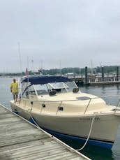 34' Mainship Pilot Power Boat for charter with Captain in Newport, Rhode Island