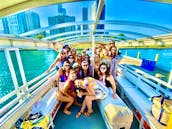 20 passengers Party Boat in Chicago