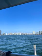 Fun Party Boat In Miami - Everything Included - 40 Passengers Max - Very Clean - Bachelor(ette), Birthday, Corporate, etc..