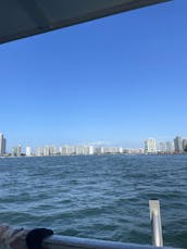 Barco de festa divertido de 45 pés em Miami -40 passageiros no máximo -Tudo incluído -Muito limpo-