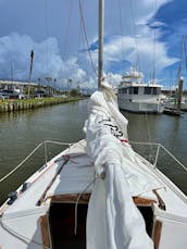 Rent 26ft 'Takin Names' Colgate Sailboat In Kemah, Texas
