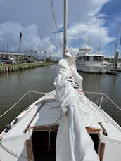 Rent 26ft 'Takin Names' Colgate Sailboat In Kemah, Texas