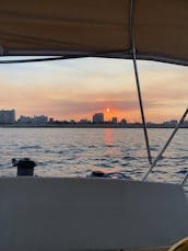 Crucero con champán al atardecer a bordo de un Jeanneau Sun Legende de 41 pies en Larnaca, Chipre