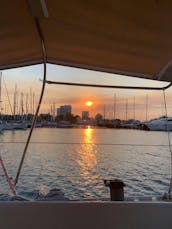 Crucero con champán al atardecer a bordo de un Jeanneau Sun Legende de 41 pies en Larnaca, Chipre